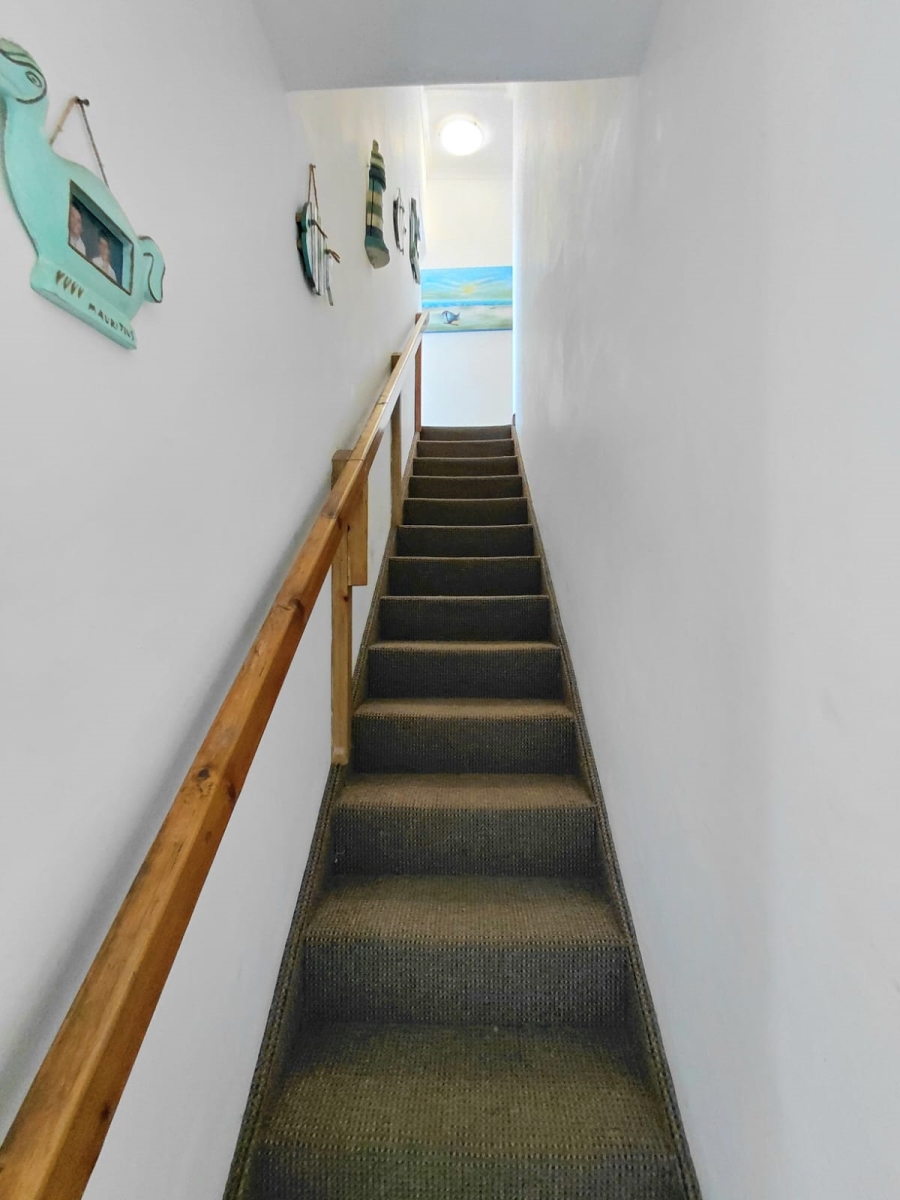 5 Bedroom Property for Sale in Ferreira Town Eastern Cape